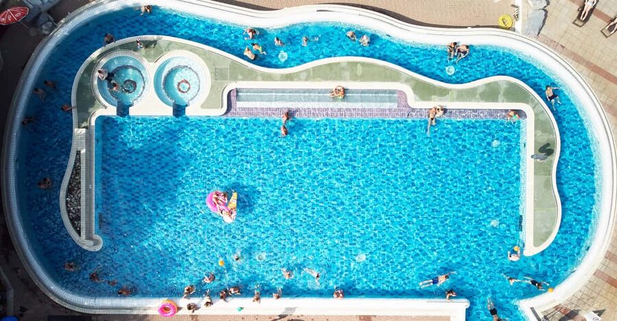Pfäffikon: Alpamare Water Park Entry Ticket - Slides and Pools: The 2100 m of Wet Variety