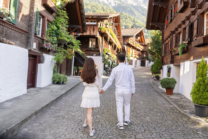 Phototour Photoshoot at the Lake Brienz, Iseltwald, Interlaken - Weather, attitude, and why rain can still be a win