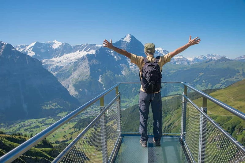 Private all day driver: Interlaken>Lauterbrunnen&Grindelwald - Pickup in Interlaken, and how your day stays under your control