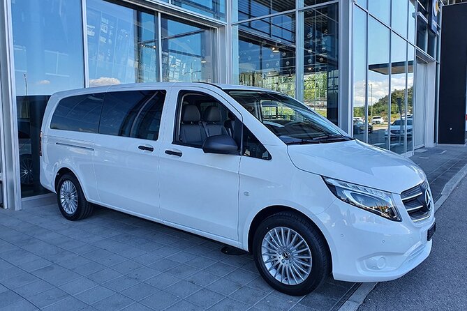 Private Arrival Transfer: from Zurich Airport to Lucerne - What happens right after baggage claim