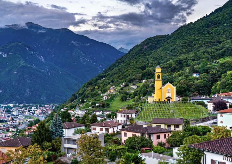 Private Day Trip to Lake Como & Lugano from Zürich by Car - Who this private day trip is best for