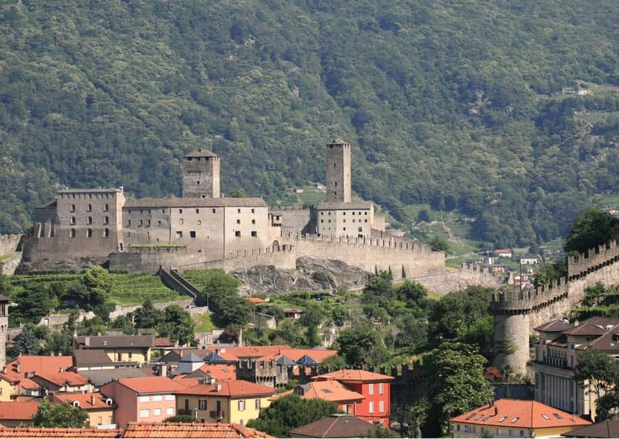 Private Day Trip to Lake Como & Lugano from Zürich by Car - Como time: old center, lake views, and the fast track to the best scenes