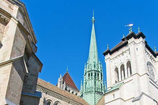 Private Photo Tour LUXE CUSTOM in Geneva - Pickup, Mobile Tickets, and Getting There Without Stress