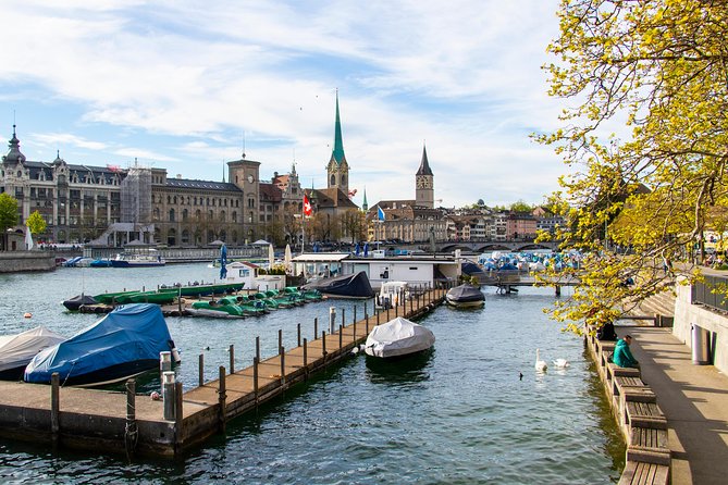 Private Tour of Zurich in 60 minutes with a Local - Who this tour is best for