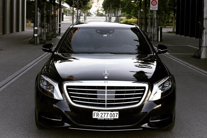 Private Transfer from Sankt-Moritz to Zurich Airport - Inside the vehicle: Wi-Fi, A/C, water, and how it helps you