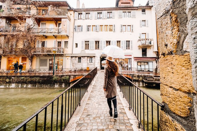 Private Trip from Geneva to Annecy in France - English Support and a Private Group That Fits Small Plans