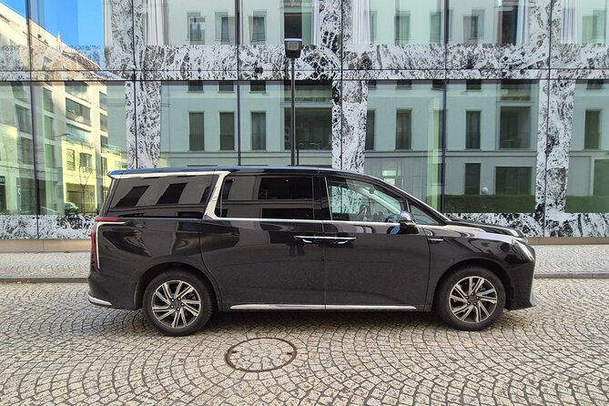 Private Zurich Airport Transport to your Ski Resort - Choosing your ski destination for this transfer