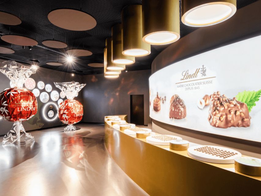 Private Zurich City Tour with Cruise and Lindt Chocolate - Zurich in 5 hours, with less hassle and better timing