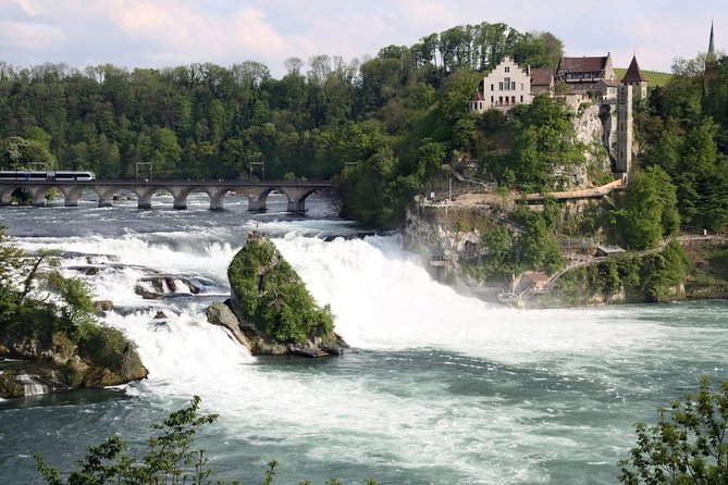Rhine Falls Coach Tour incl. entry tickets from Zurich - Key points to know before you go