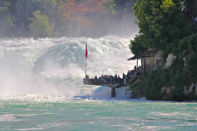 Rhine Falls Coach Tour incl. entry tickets from Zurich - Scenic drive past vineyards and along the German border
