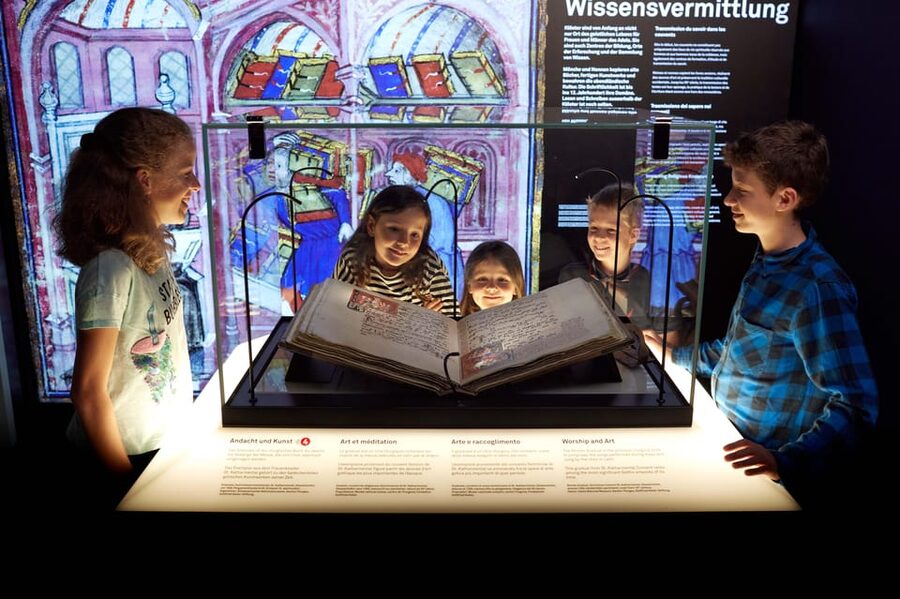 Schwyz: Museum-Ticket Forum of Swiss History Schwyz - The Black Parlour from 1311: how people lived day to day