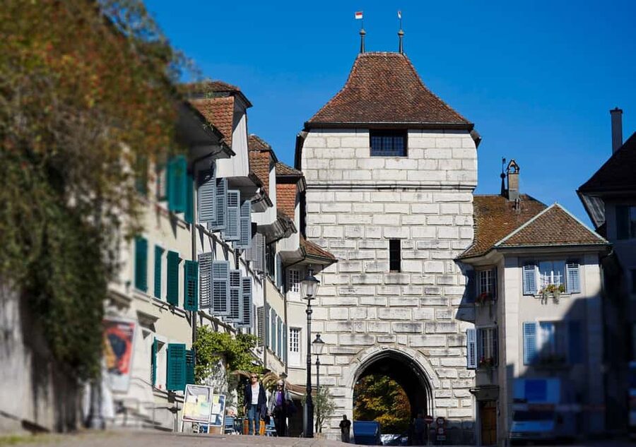 Solothurn: Private city tour, 60 or 90 minutes - Languages, private group format, and how much flexibility you get