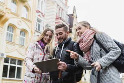 Express Walk with a Local in 60 minutes