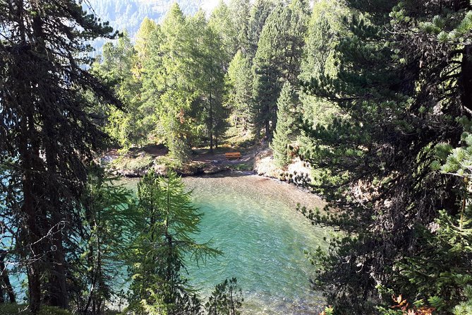 St Moritz Private Guided Panorama Hike - St Moritz town stop: Sgraffitto architecture and the Romanisch thread