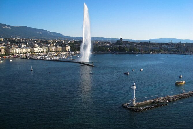 (STTG04) - Sightseeing Cruise at Geneva with Wine and Aperitif - Meeting at Quai du Mont-Blanc 18 Without Getting Stuck