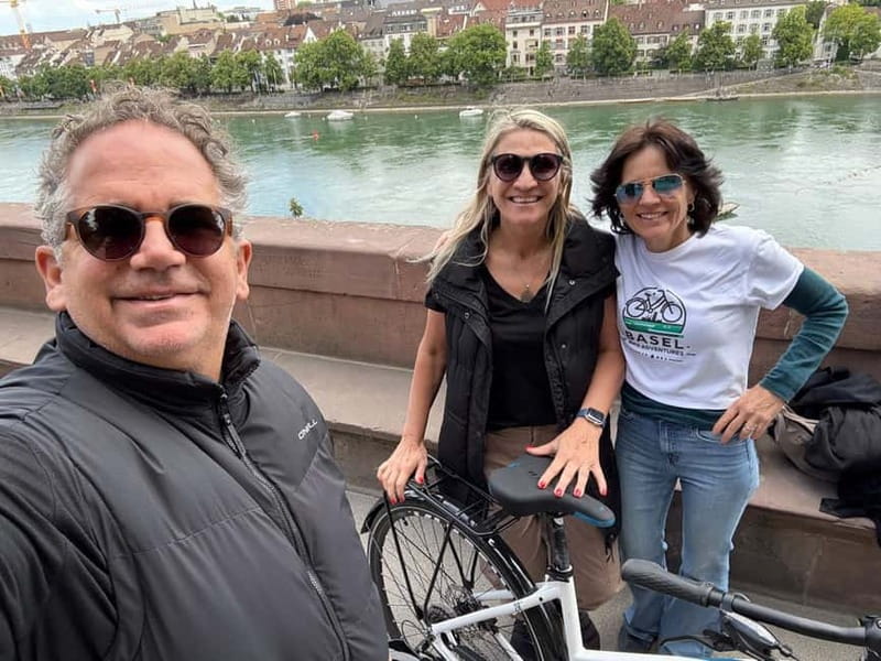 The Best of Basel: Guided Bike Tour - The ride back along the Rhine: finishing with fresh air and momentum