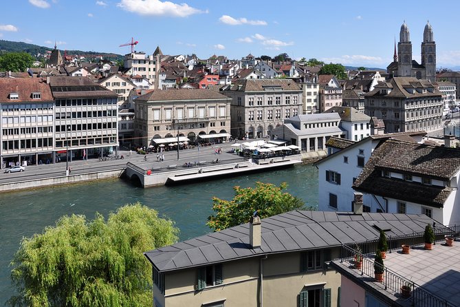 The Best of Zurich Including Panoramic Views in a Small Group Walking Tour - Getting Oriented in Zurich, Without Spending the Whole Day Standing Still
