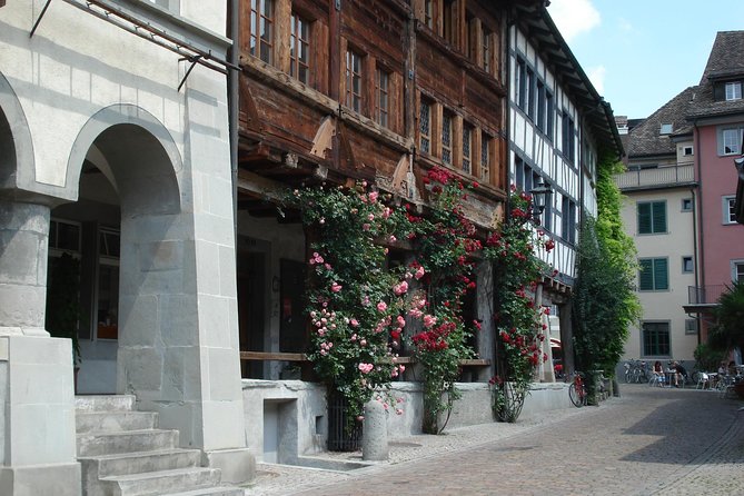 The Great Tour of Zurich by Bus and Boat - Should You Book It? My Call