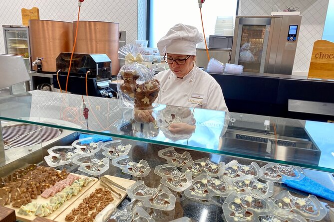 The natural wonders of Switzerland: private tour from Basel (1 day) - Laderach chocolate at the end: big savings, and a factory look depends on renovation