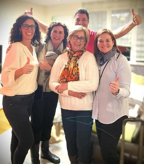 Traditional Swiss Dinner: Cheese Fondue, Appetizers/Dessert - Who should book this Swiss fondue dinner, and who might skip it