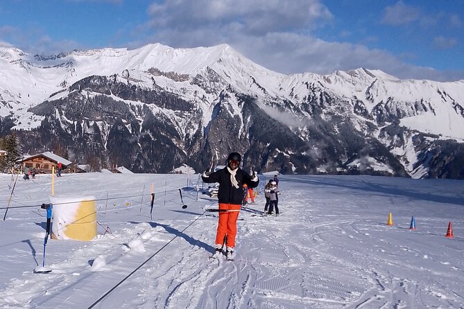 Ultra-Inclusive Half-day Ski Taster for Beginners - The beginner lesson, from standing on skis to lift confidence