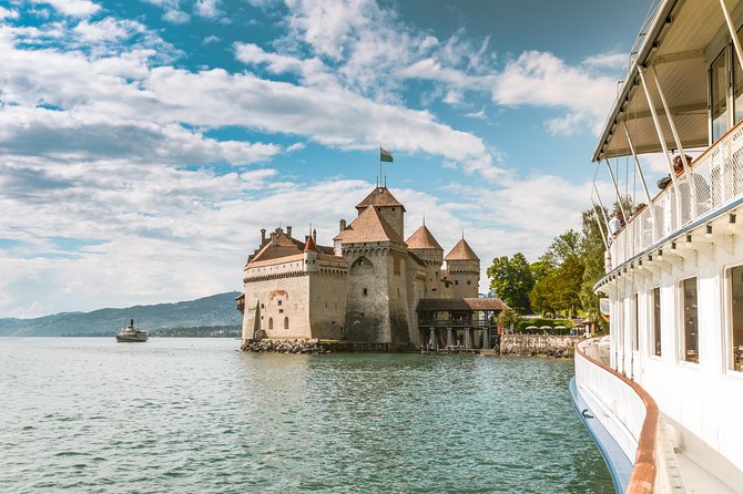 Vevey, Montreux, Chillon Day Trip from Geneva - Lavaux UNESCO terraces: the short aperitif break you will remember