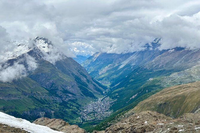 Zermatt Village & Matterhorn Glacier Tour | From Bern - Raclette or fondue lunch: plan for extra spending