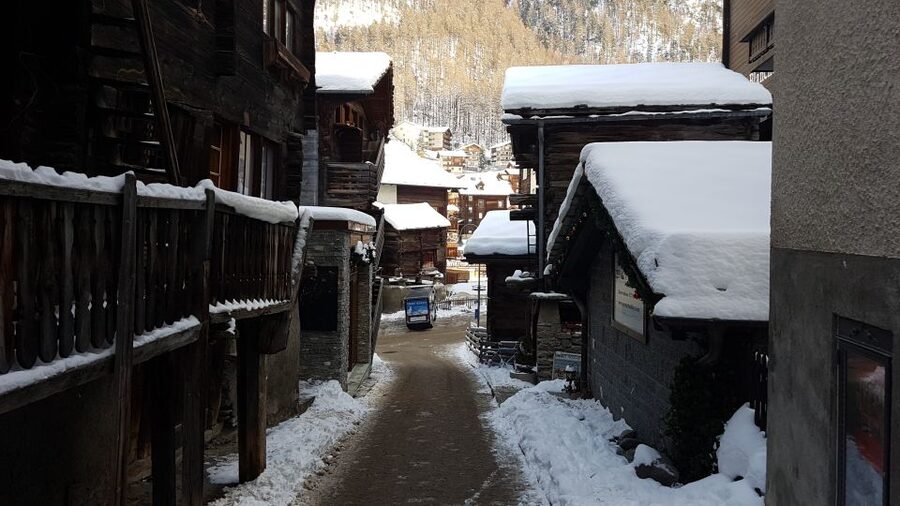 Zermatt Village Walk and Mt. Gornergrat Private Day Trip - Gornergrat by cog railway: what you are really paying for