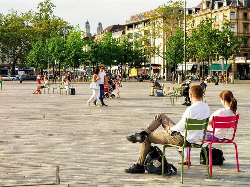 Zurich: 2-hour Best Intro Walking Tour with a Local - Key Points That Make This Tour Worth Your Time