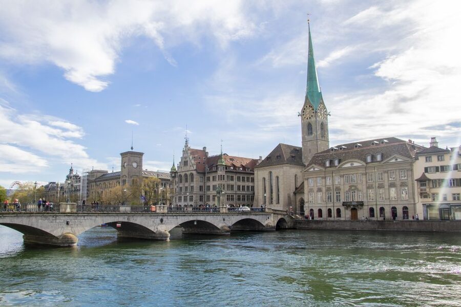 Zurich: 2-hour Best Intro Walking Tour with a Local - The Funicular Ride: Panoramic Views and a Small Dose of History