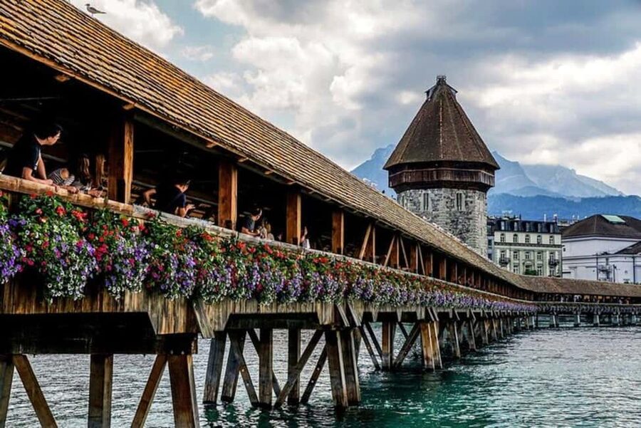 Zurich: 2 Hour VIP City Tour By Private Car - Why a 2-hour private car tour works so well in Zurich