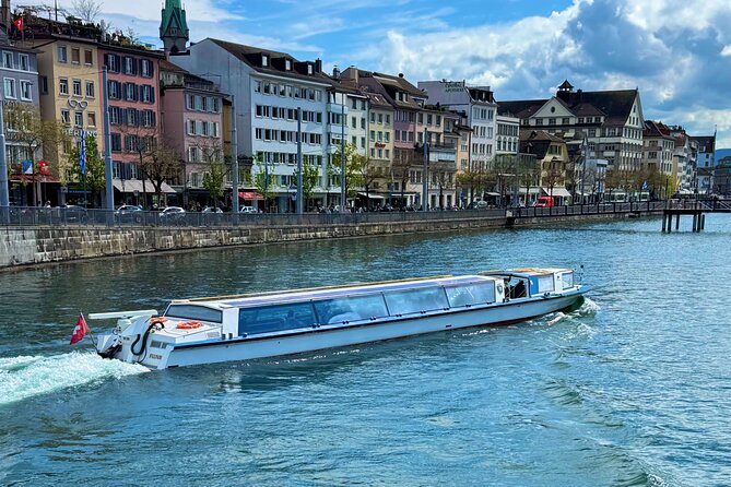 Zurich Adventure : Walking tour, Lake Cruise and Cable Car - Old Town Altstadt stops, from Grossmünster to St. Peter’s clock face