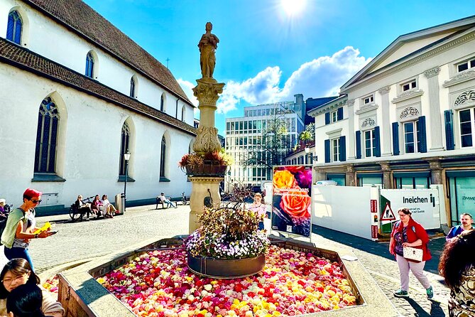 Zurich Adventure : Walking tour, Lake Cruise and Cable Car - Lake Zurich cruise, Lindt talk and celebrity-shore scenery