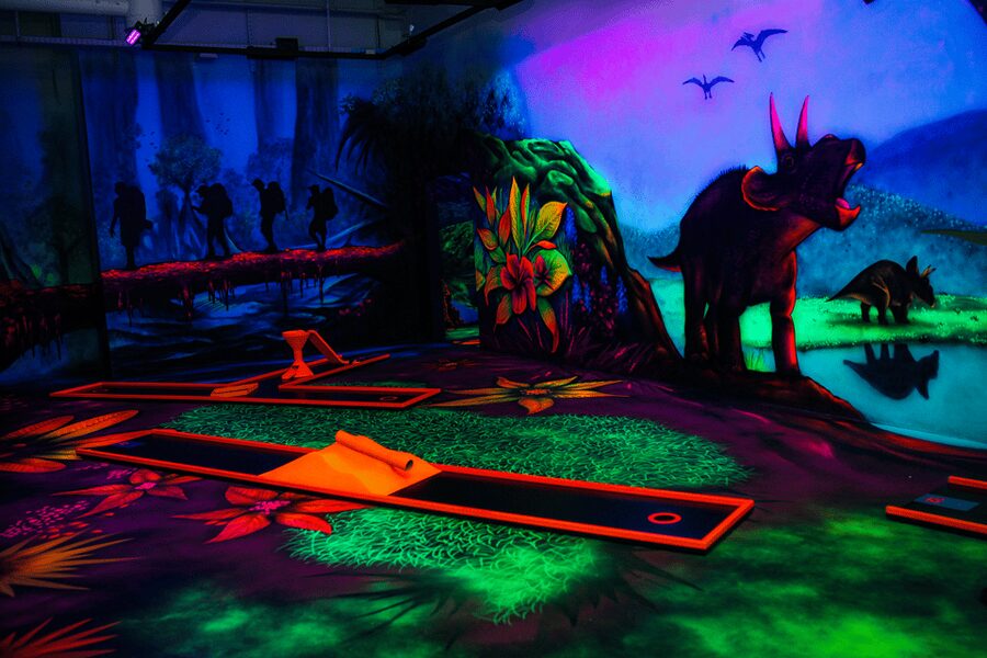 Zurich: Black Light Galaxy Minigolf - Rules That Affect Your Fun (So You Can Avoid Awkward Moments)