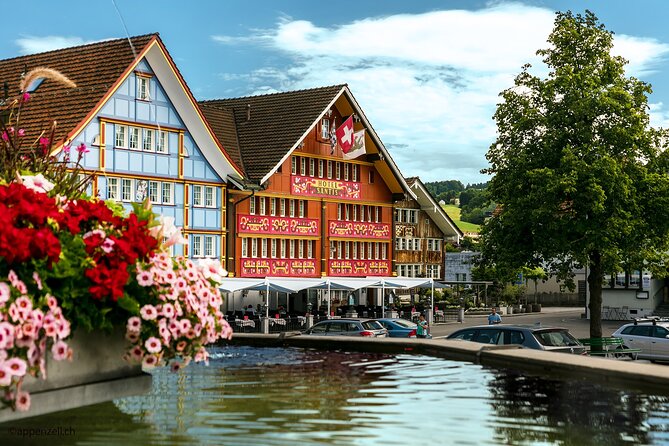 Zurich: Chocolarium and Appenzeller Schaukäserei Tour - Appenzell village time: charming photos, but plan around closures