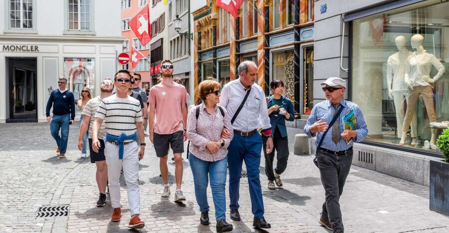 Zurich: City Highlights Tour by Bus, Cable Car, and Ferry - Zurich Sihlquai start, and how to not waste your first 10 minutes