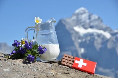 Zurich City, Lake Cruise and Chocolate (Private Tour)
