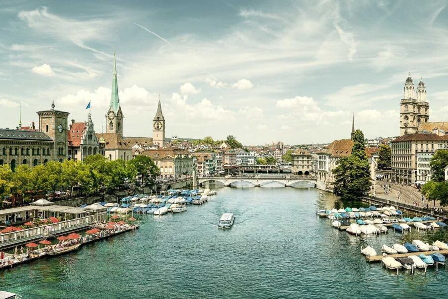Zurich: City Tour, Cruise, and Lindt Home of Chocolate Visit - Starting at Zurich HB Area, Then Riding Smart Through Zürichberg