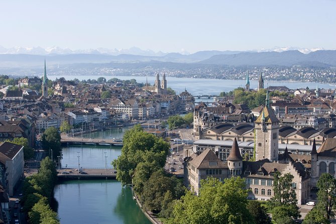 Zurich City Tour with Audio Commentary - Comfort, timing, and photo stop reality checks