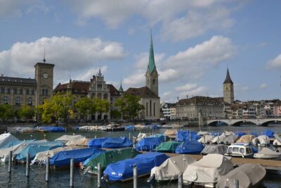 Zurich City Tour with Chocolate Tasting and Lake Cruise