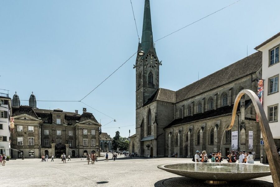 Zurich: City Tour with Lake Cruise + Optional FIFA Museum - Meeting at Sihlquai: Set Yourself Up for a Smooth Start