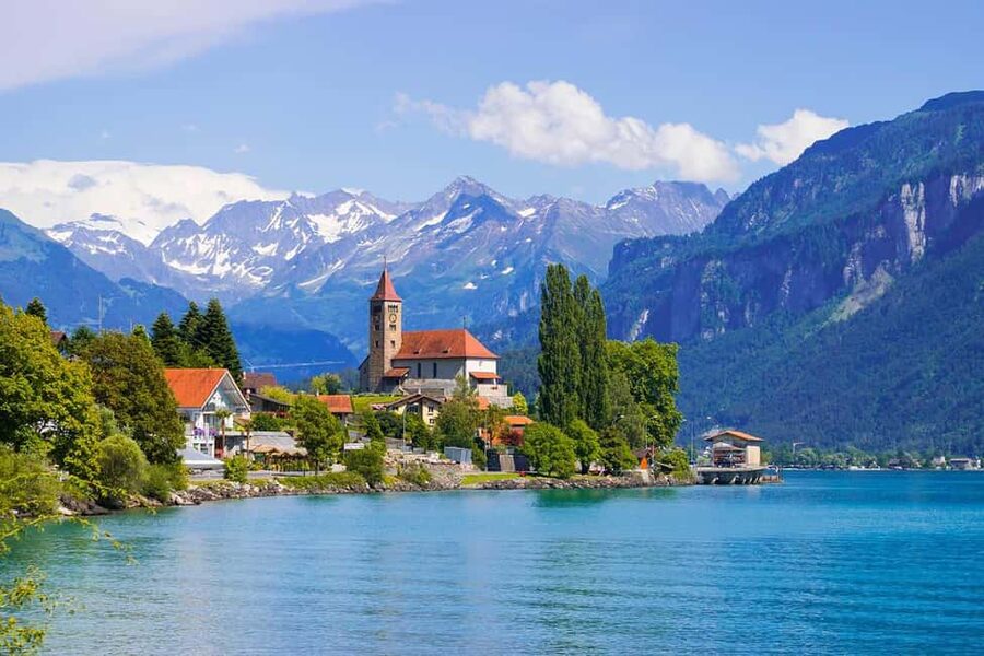 Zurich: Day Trip to Grindelwald & Interlaken with Photoshoot - A Zurich day trip that pairs Swiss Alps with Crash Landing on You