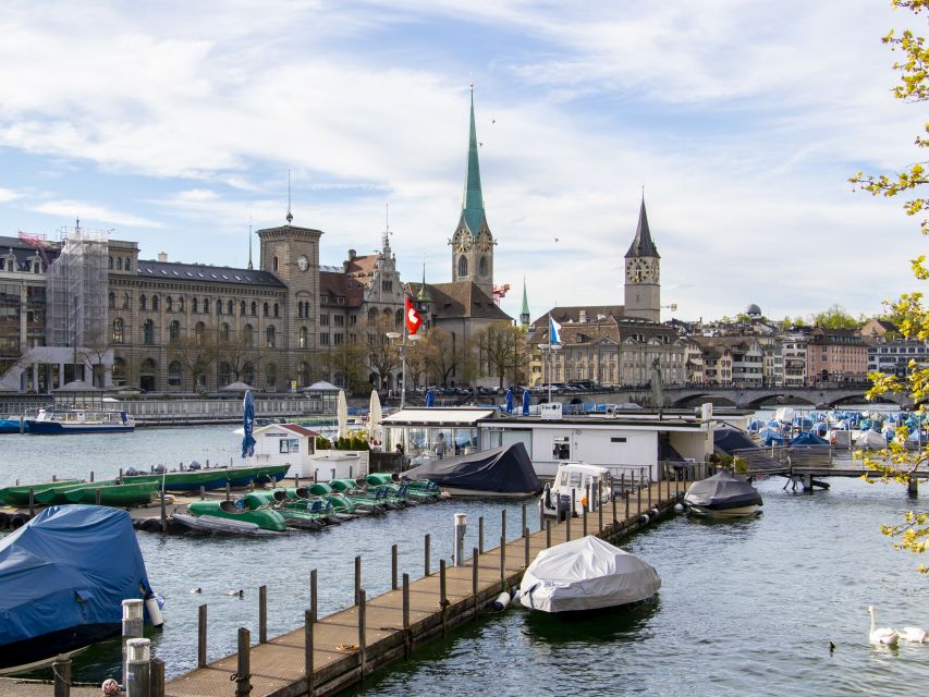 Zurich: Exclusive Swiss Banking Tour with a Local - Time and pace: fitting a 1.5-hour story into a city day