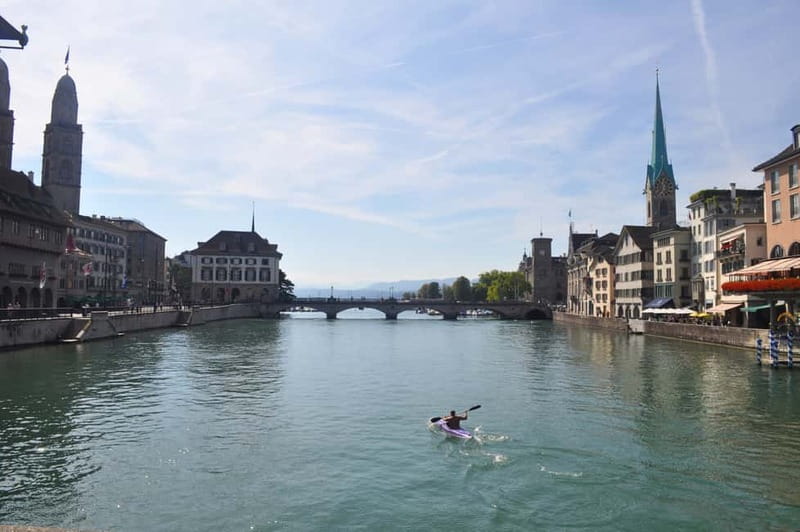 Zurich: Express Walk with a Local in 60 minutes - What You’ll Walk Through, and Where Time Can Slip