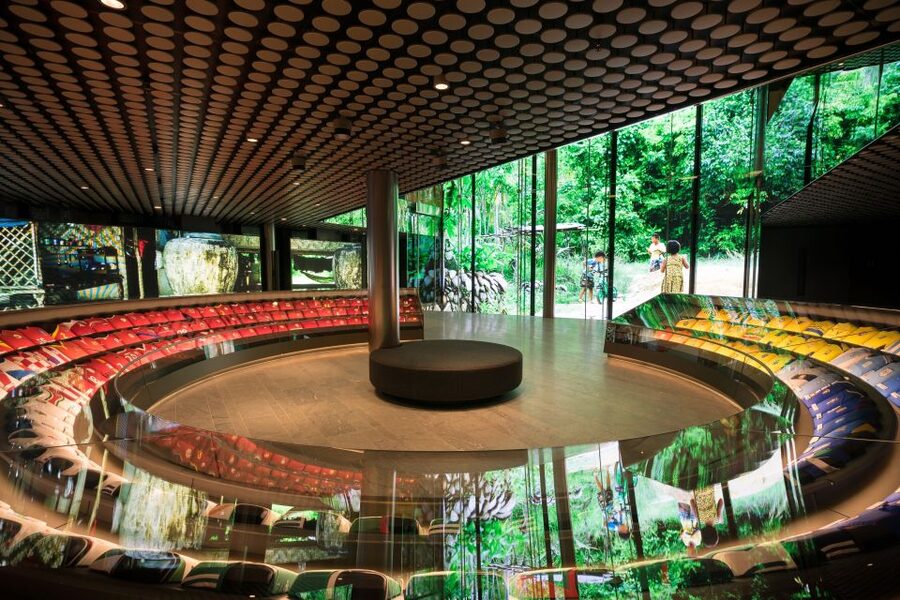 Zurich: FIFA Museum Entry Ticket - Use the audio guide to make the museum feel organized