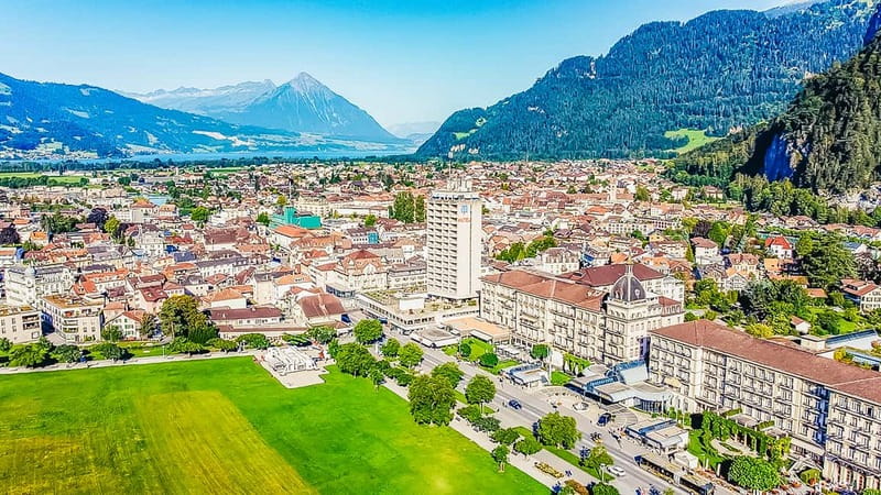 Zurich: Grindelwald, Interlaken & Lauterbrunnen Day Trip - A 12-Hour Route Into Eiger, Mönch und Jungfrau Country