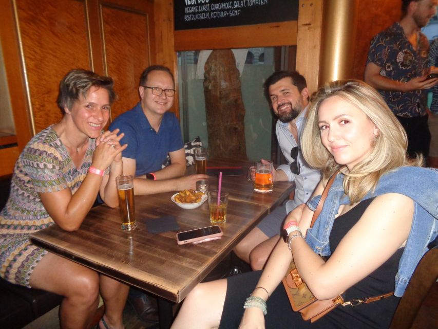 Zurich: Meet new people and enjoy free snacks - Topic Cards and Snacks, How the Night Usually Flows
