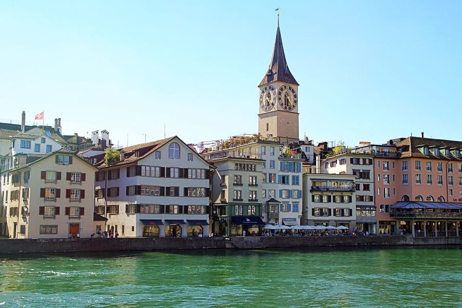 Zurich - Old Town Private Walking Tour - Pace, languages, and who this tour suits best