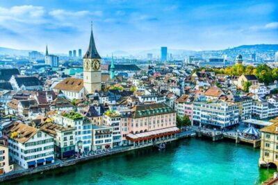 Zurich Old Town Walking Tour