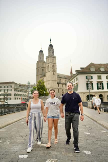 Zurich: Private City Walking Tour with Polybahn Ride - Bahnhofstrasse: Zurich’s refined main street for an easy first look